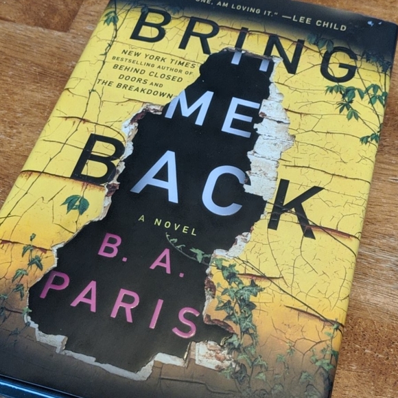 Meet your Posher, Amanda - Picture 2 of 2